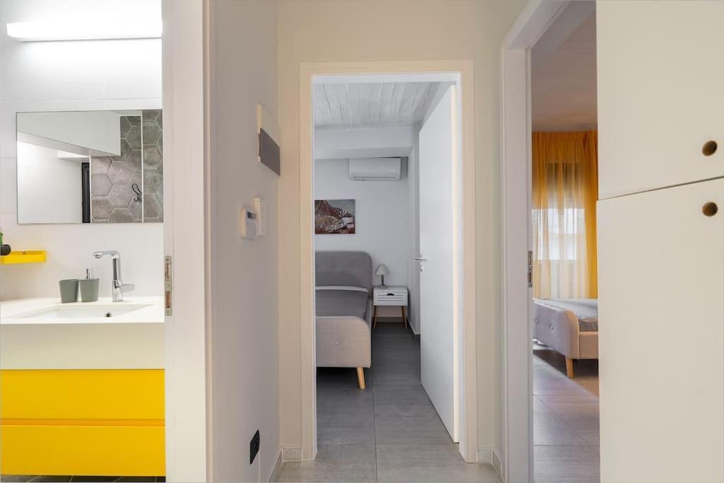 Central, Parking, Play Area, 1Km To The Sea Heraklion  Bagian luar foto