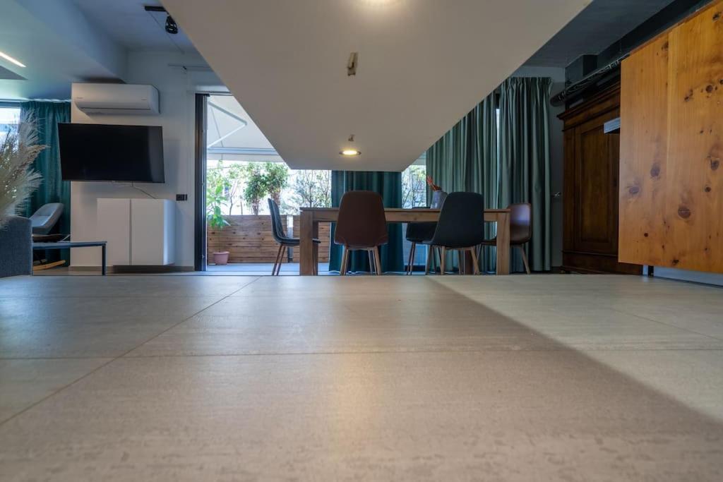 Central, Parking, Play Area, 1Km To The Sea Heraklion  Bagian luar foto
