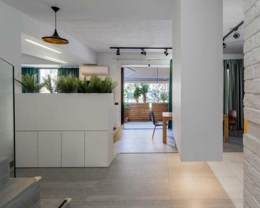 Central, Parking, Play Area, 1Km To The Sea Heraklion  Bagian luar foto